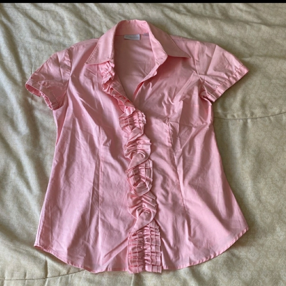 New York & Company Short Sleeve Ruffle Top